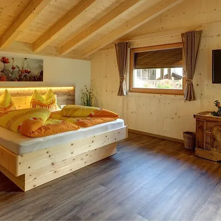 Bed & Breakfast Lechnerhof Lutago